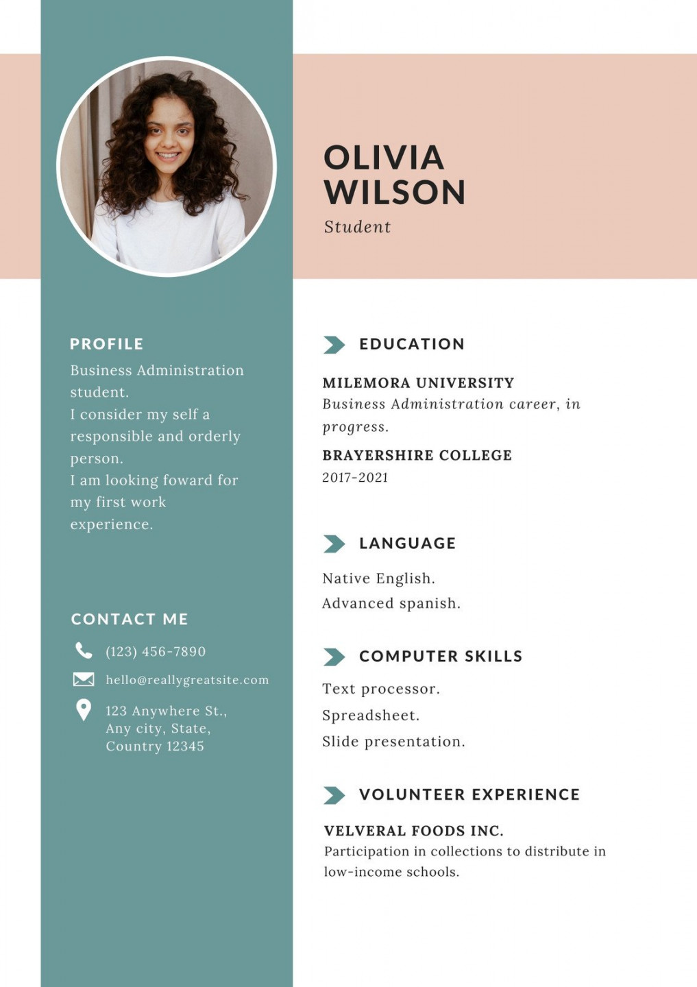 Free printable resume templates you can customize  Canva