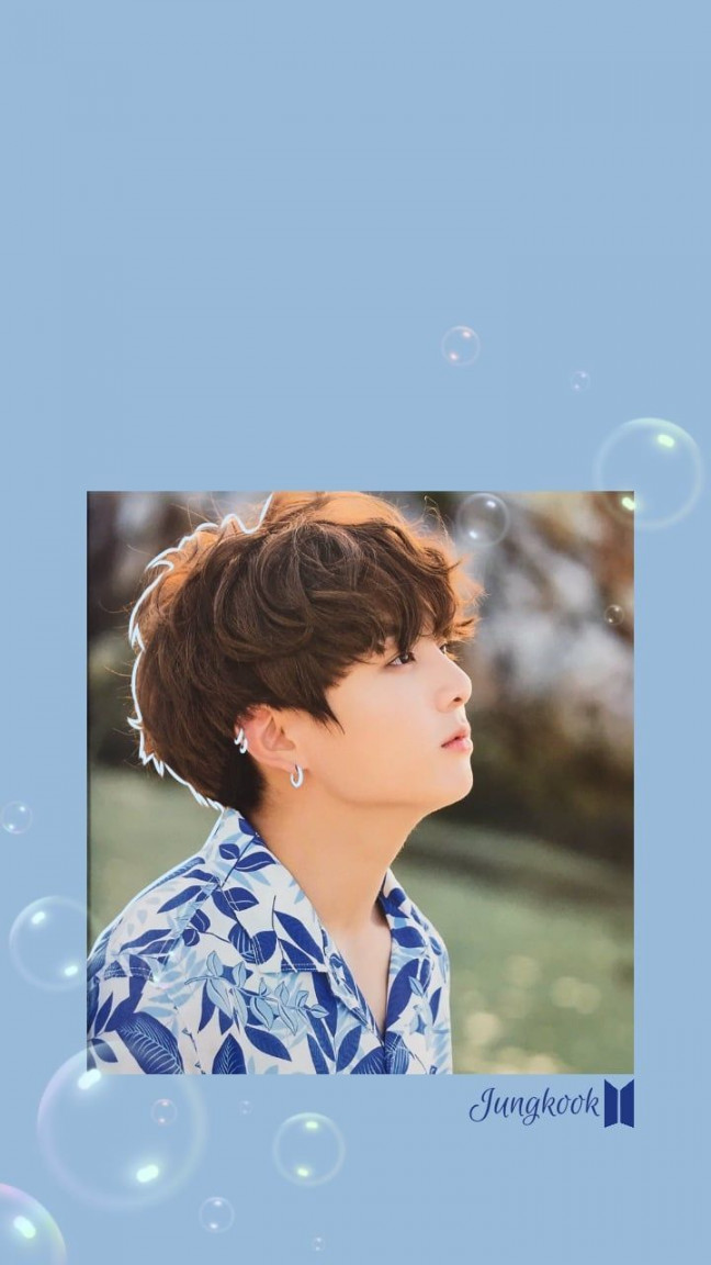 BTS) Jungkook wallpaper/lockscreen uploaded by Stephanie  Foto