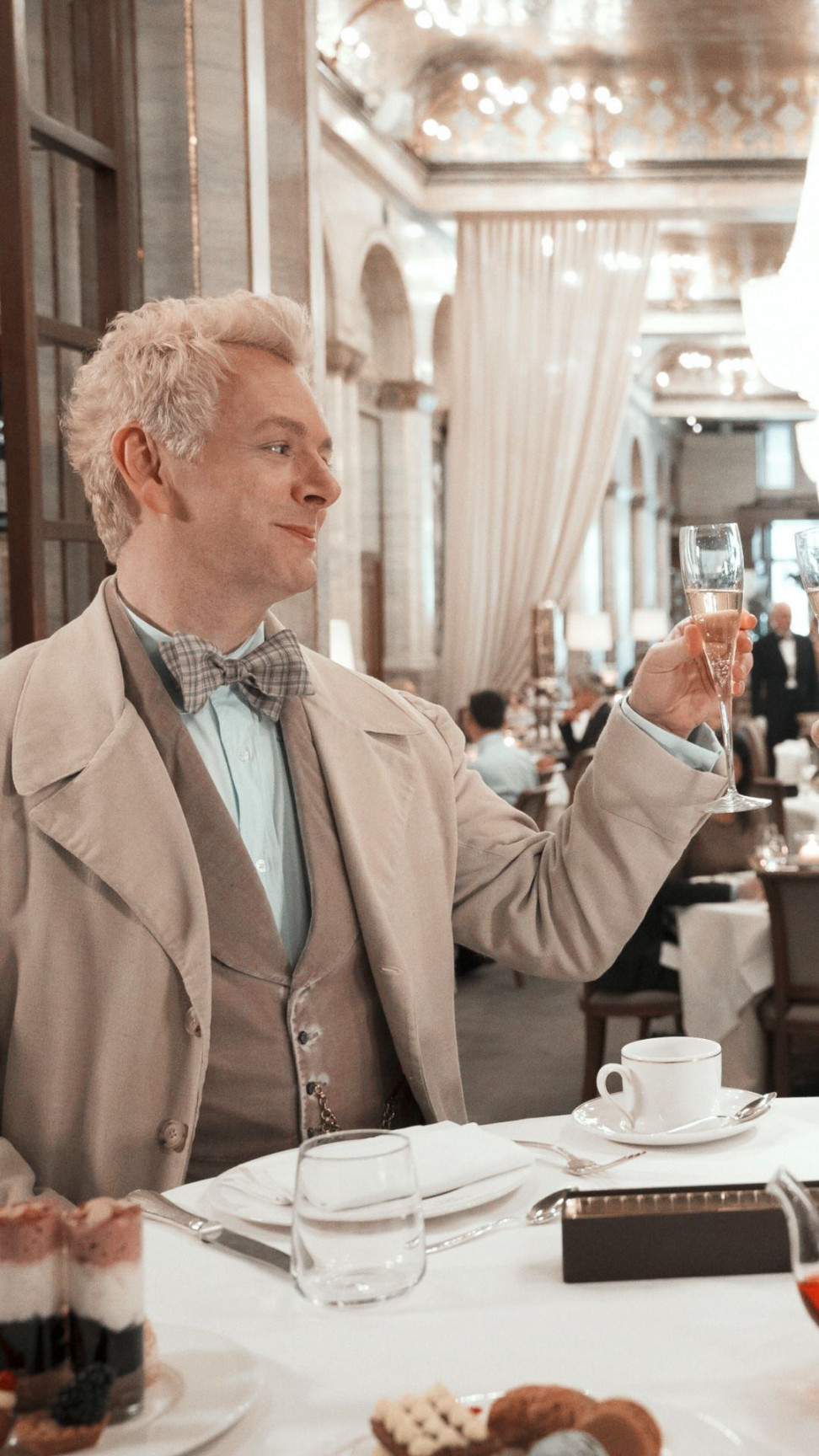 good omens lockscreen   Michael sheen, Best, Good omens book