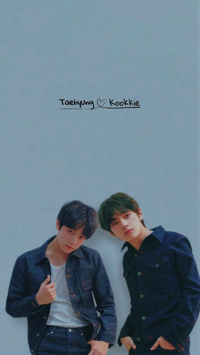 Taekook wallpaper🌙💜  Taekook, Jungkook cute, Lockscreen couple